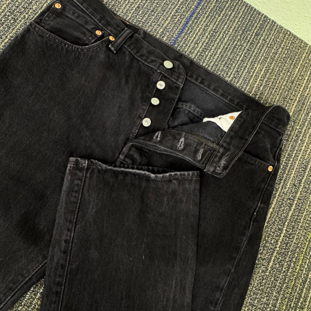 Levi's 501 Original Fit Jeans Mens 36x30 Black Excellent Straight Leg Button Fly